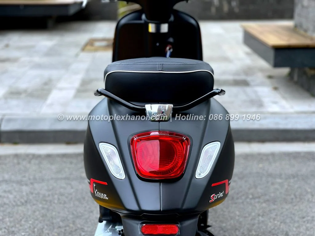 Vespa Sprint S 150 - 2024 Hiện đại, Thời trang. Bảo Hành 3 năm. - Motoplex Hanoi